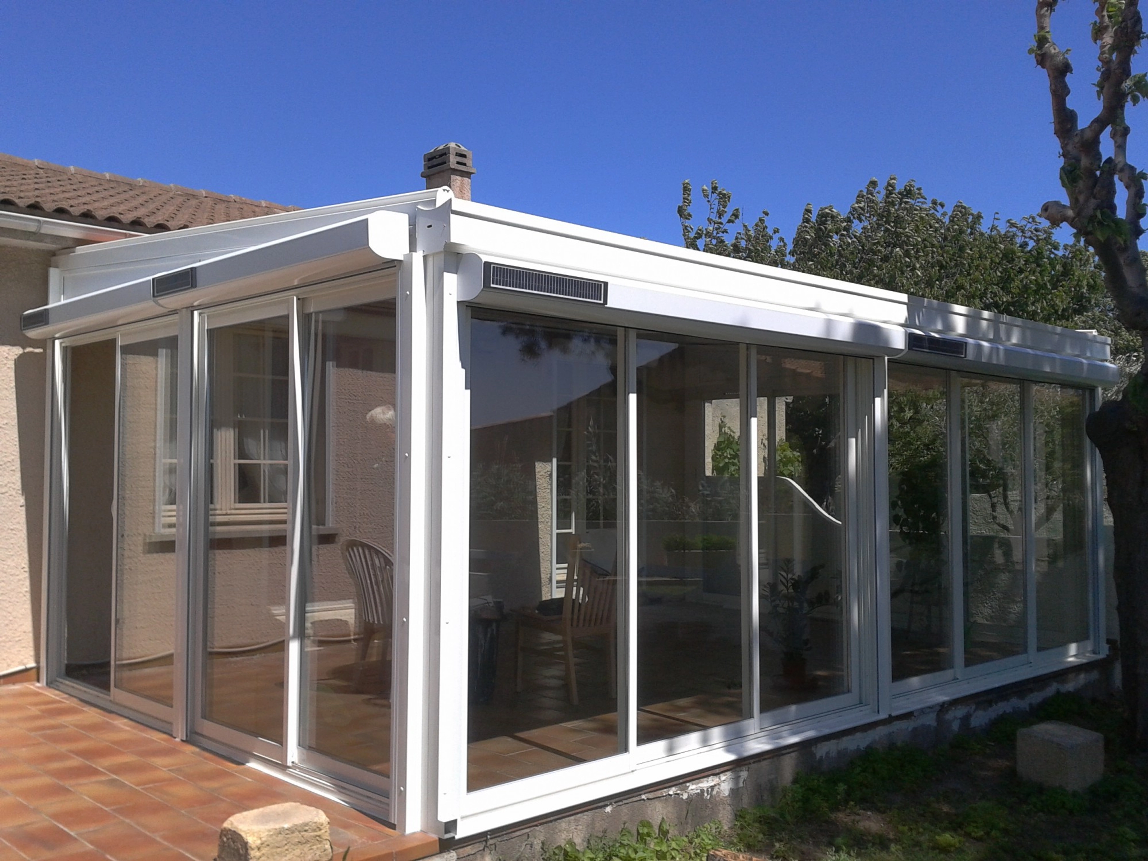 Prix changement moteur volet roulant : combien ça coûte en 2026 ?