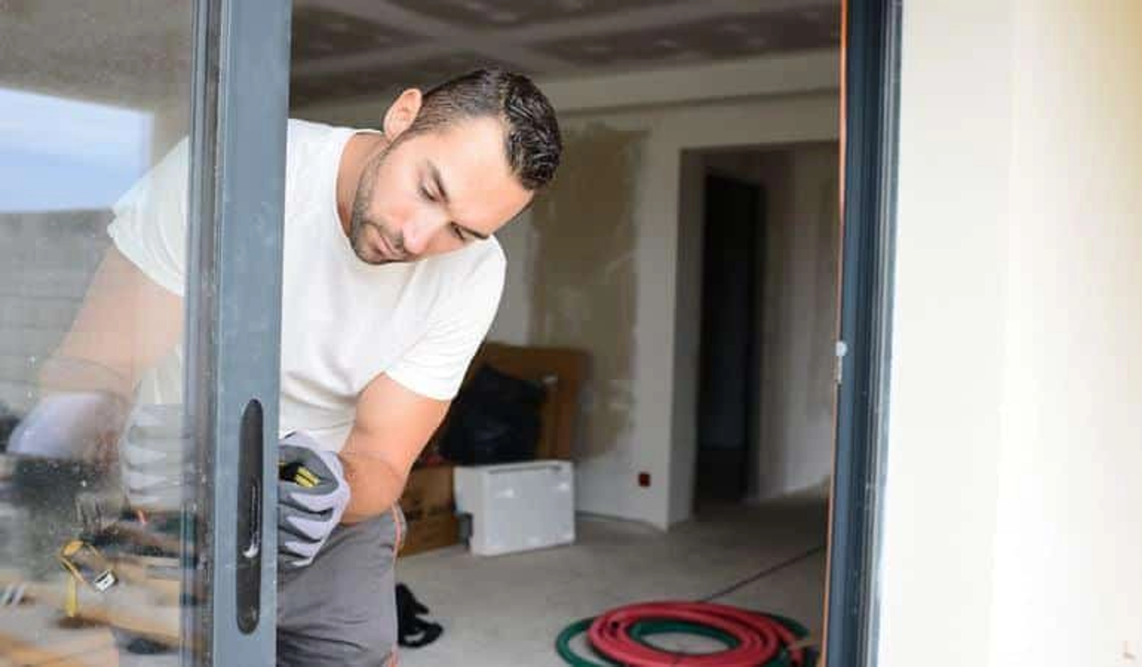 Comment changer serrure baie coulissante ?