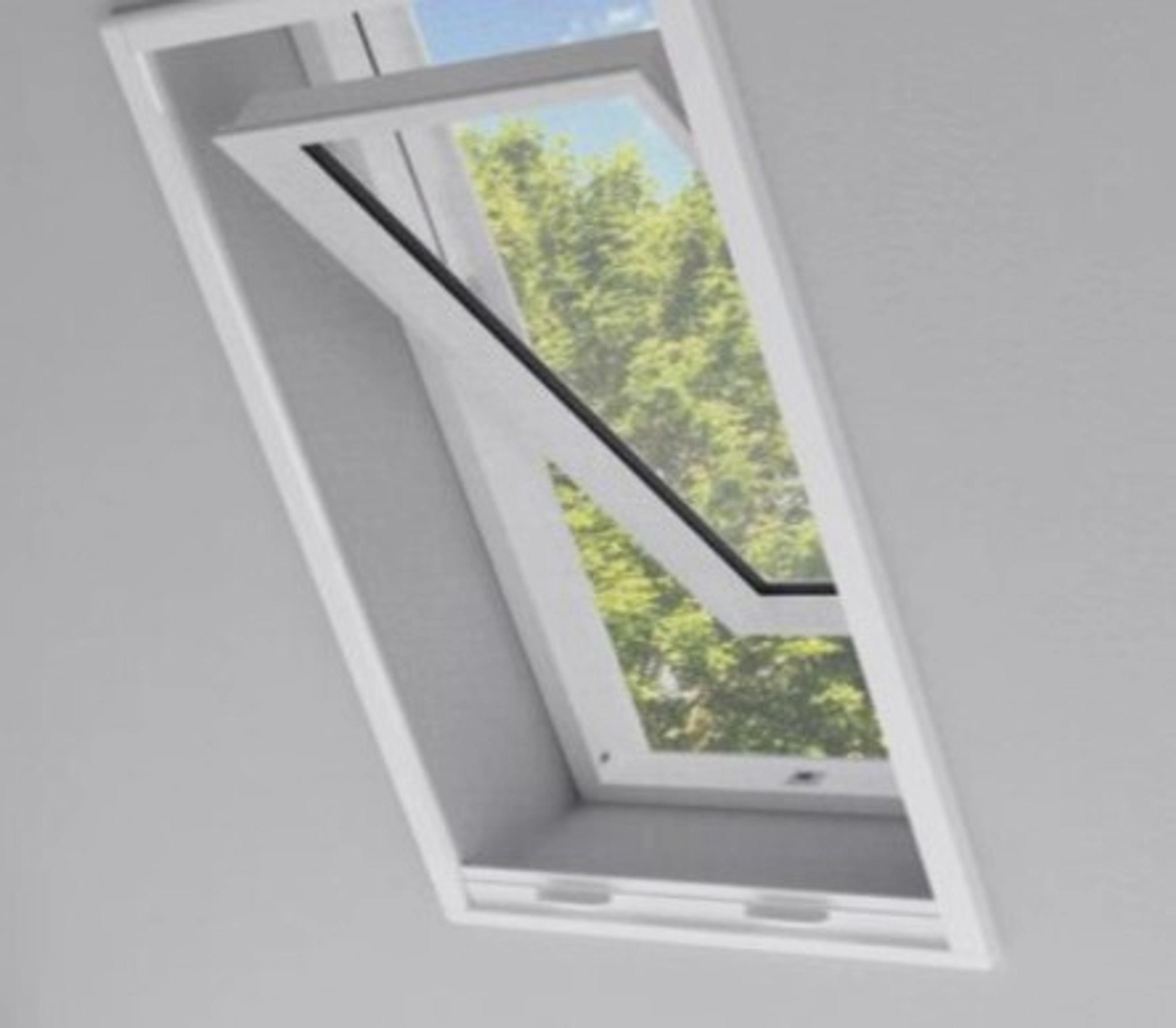 Comment installer une moustiquaire pour Velux ?