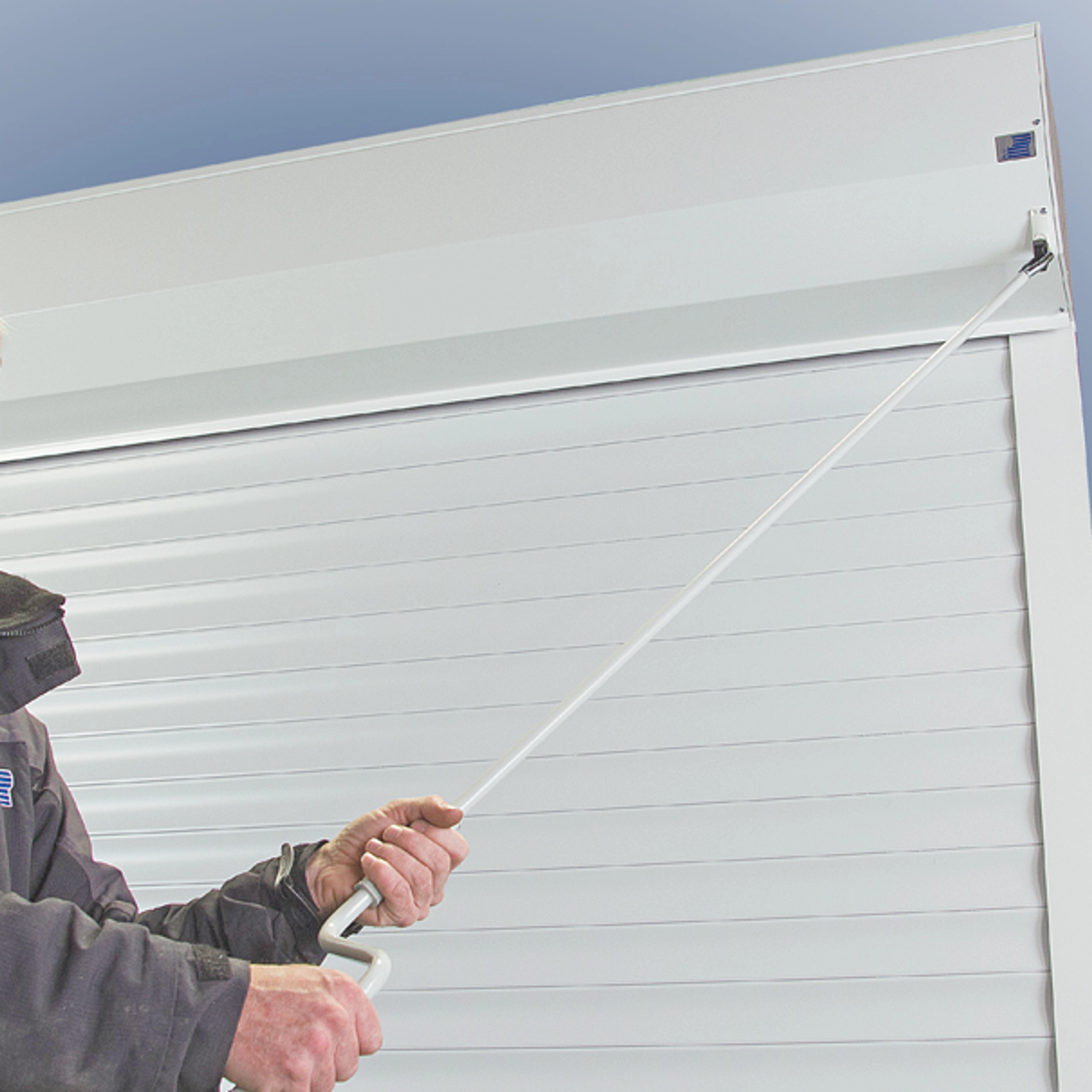 Comment réparer une genouillère volet roulant cassé