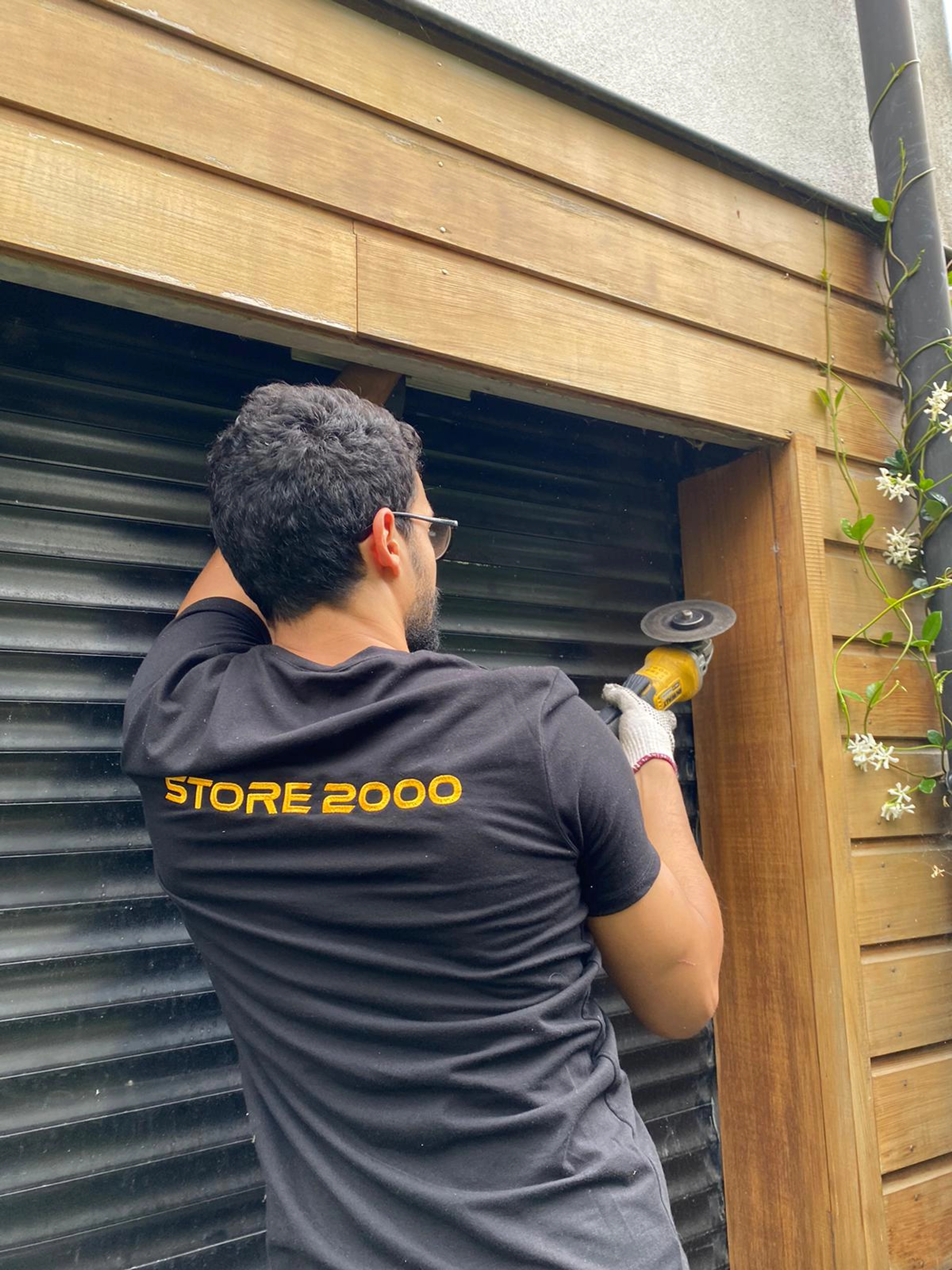 Comment réparer un store enrouleur ?