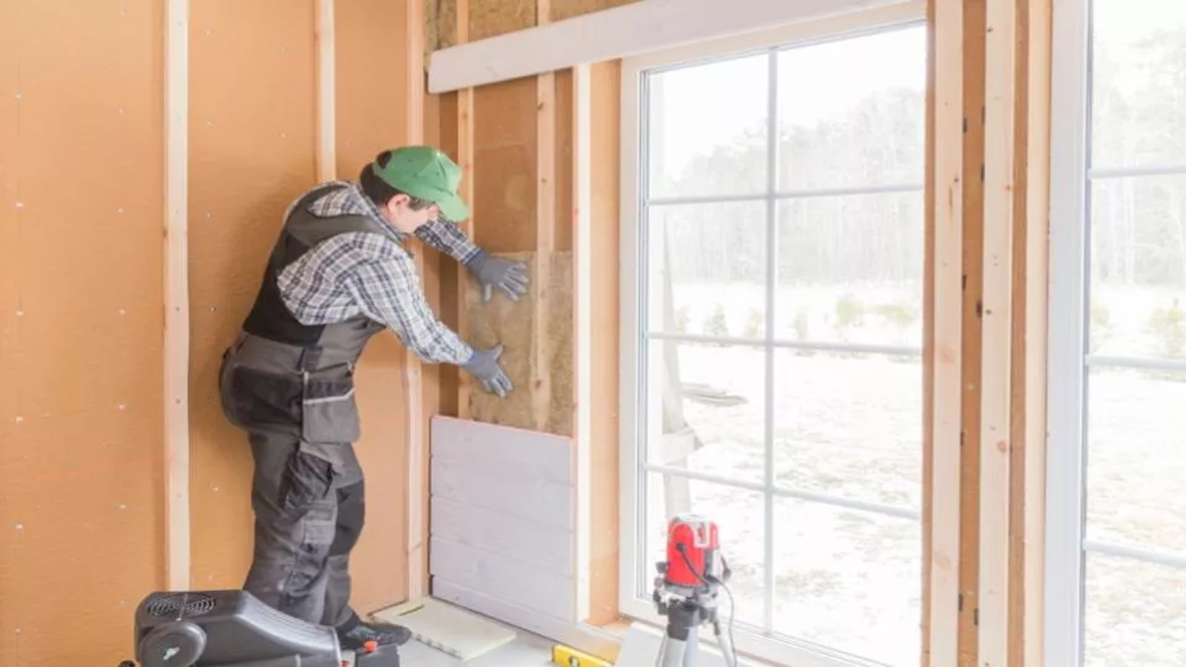 Baie coulissante dure à ouvrir : Causes et solutions