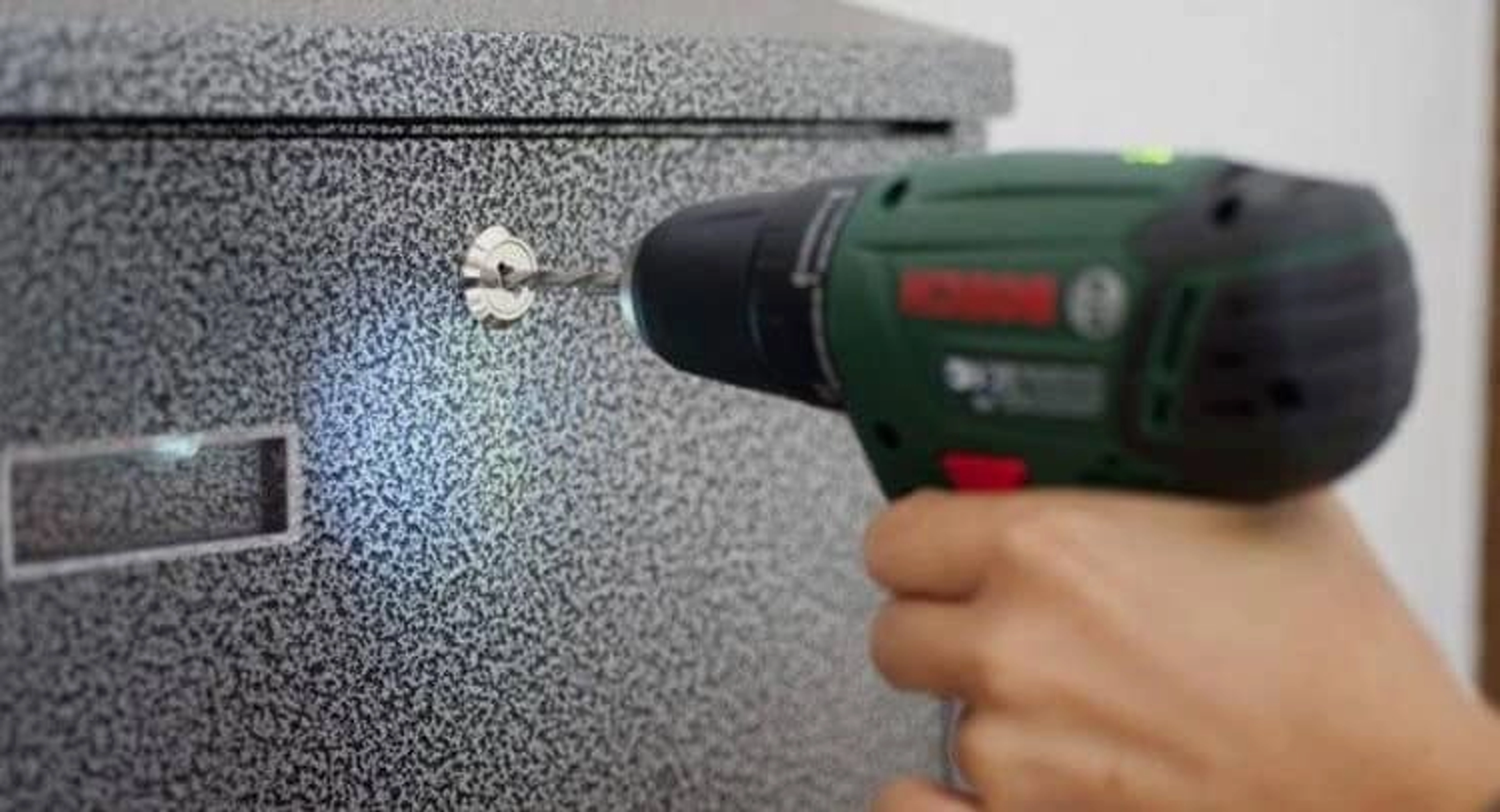 Comment changer serrure boîte aux lettres ? Etapes clés