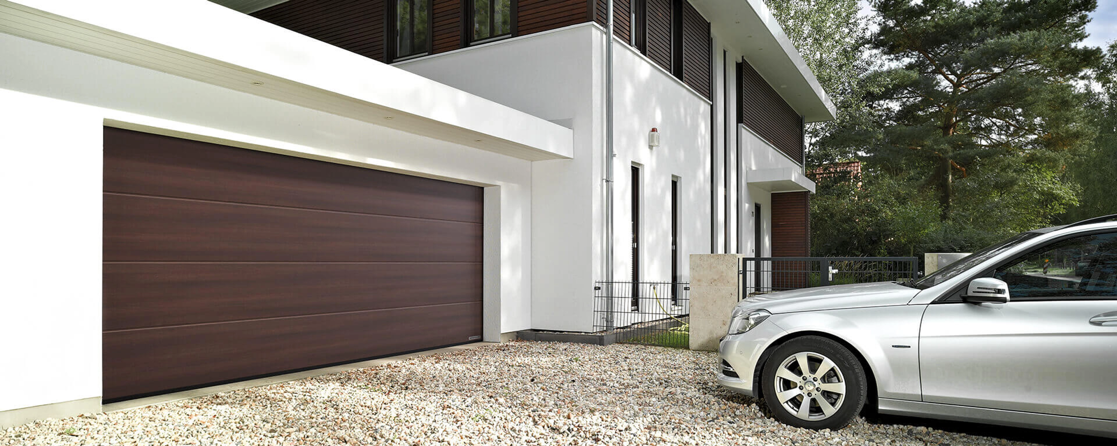 Combien coûte une porte de garage Moos ?